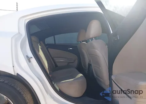 2011 Dodge Charger z USA, uszkodzony, nr VIN 2B3CL3CG9BH612440